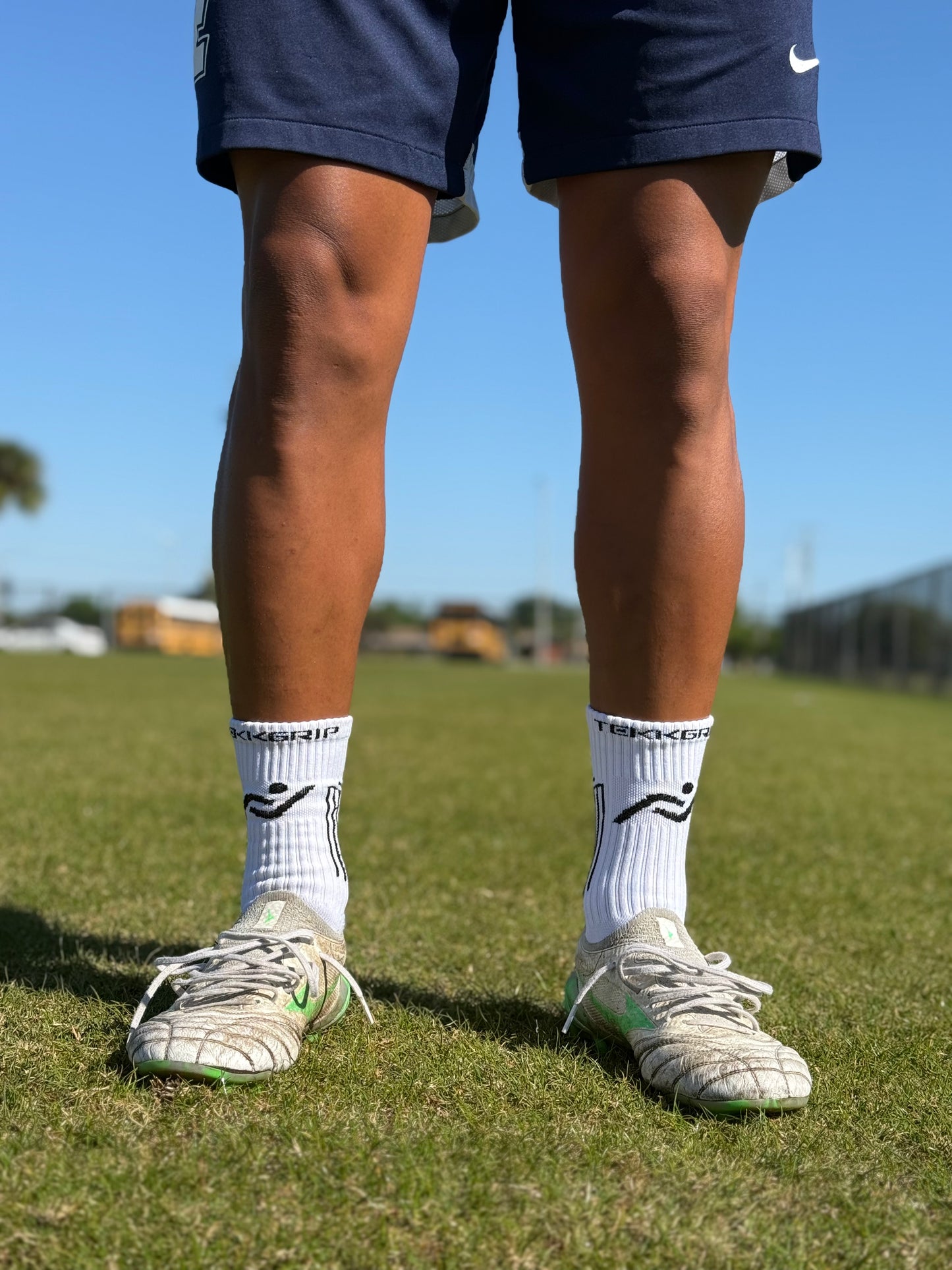 TekkGrip Grip Socks- White & Black