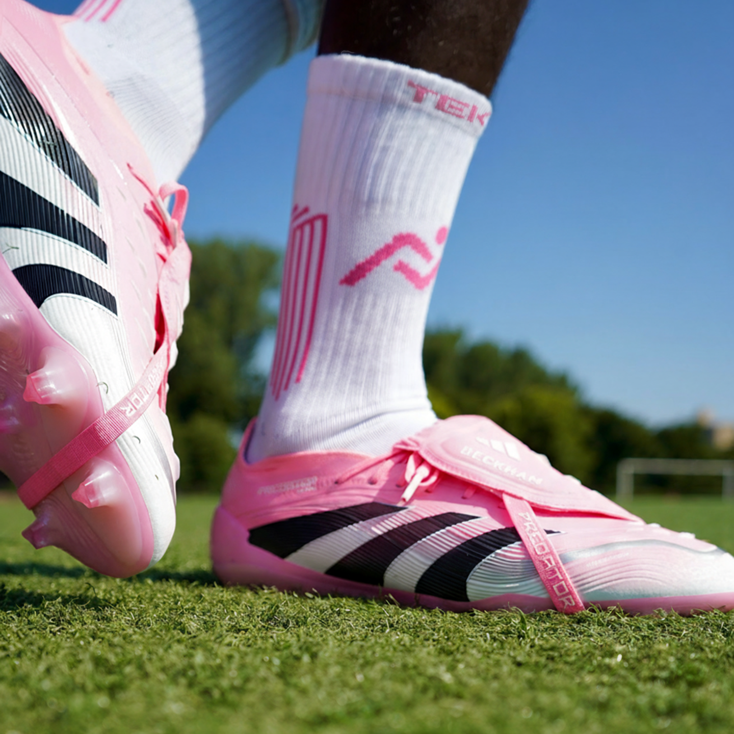 TekkGrip 2.0 Grip Socks- White & Pink (Limited Time Only)